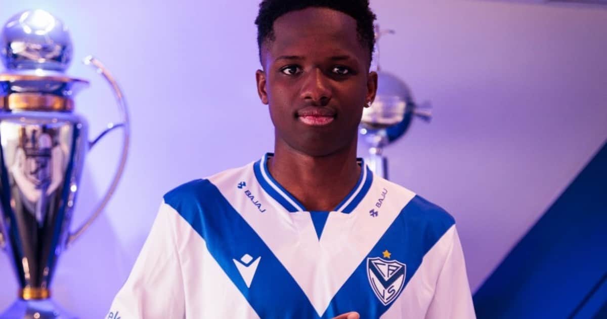 Oficial: Kiki Ramos firmó su primer contrato con Vélez y tiene una cláusula millonaria