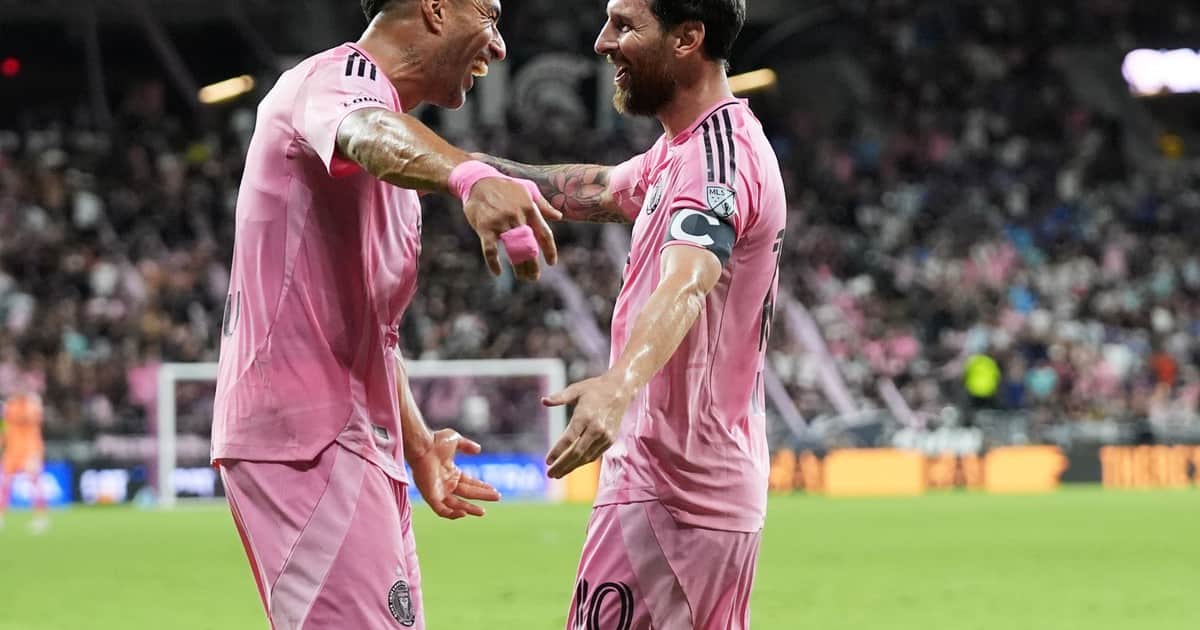 Lionel Messi y Luis Suárez dieron de baja al entrenador