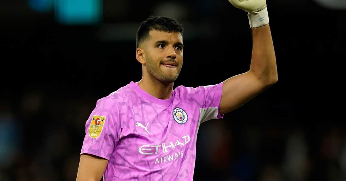 Con el debut de Rulli, el Manchester City goleó al Norwich y avanzó en la Carabao Cup