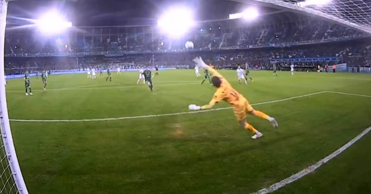 Para ver mil veces: el golazo de Gonzalo Escudero en Racing vs Sarmiento