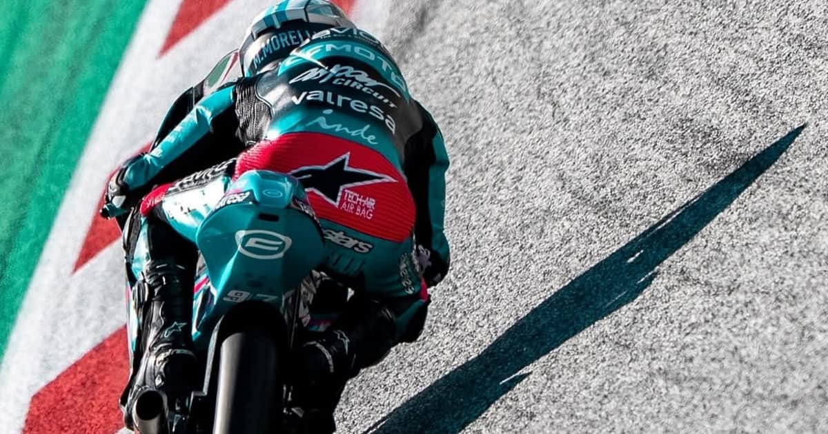 Moto3 en Austria: gran remontada de Marco Morelli desde el fondo hasta los puntos