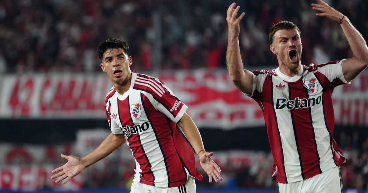 Galván hizo un golazo de volea para empatarle a Huracán