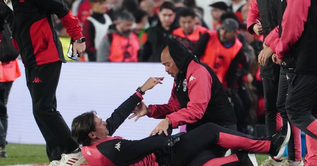 Terrible festejo de Diego Martínez al vencer a River y su invicto en el Monumental