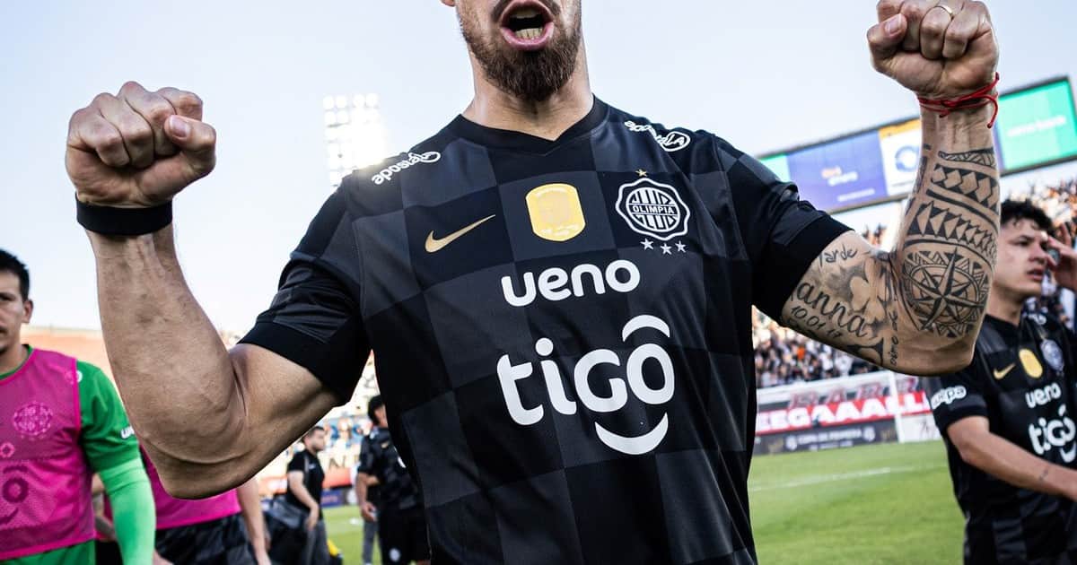 Gabriel Ávalos: primero gol en Olimpia y afuera de la lista de Alfaro
