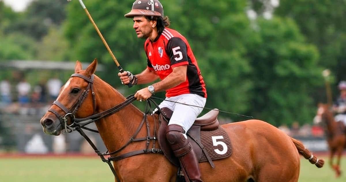 Así juega Leo Ponzio al polo: “Es cerebral y lee muy bien el juego”