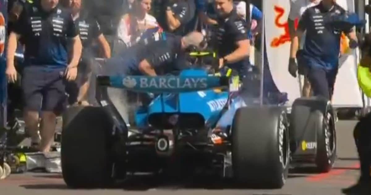 El Williams de Carlos Sainz sufrió un incendio en los frenos en Bakú