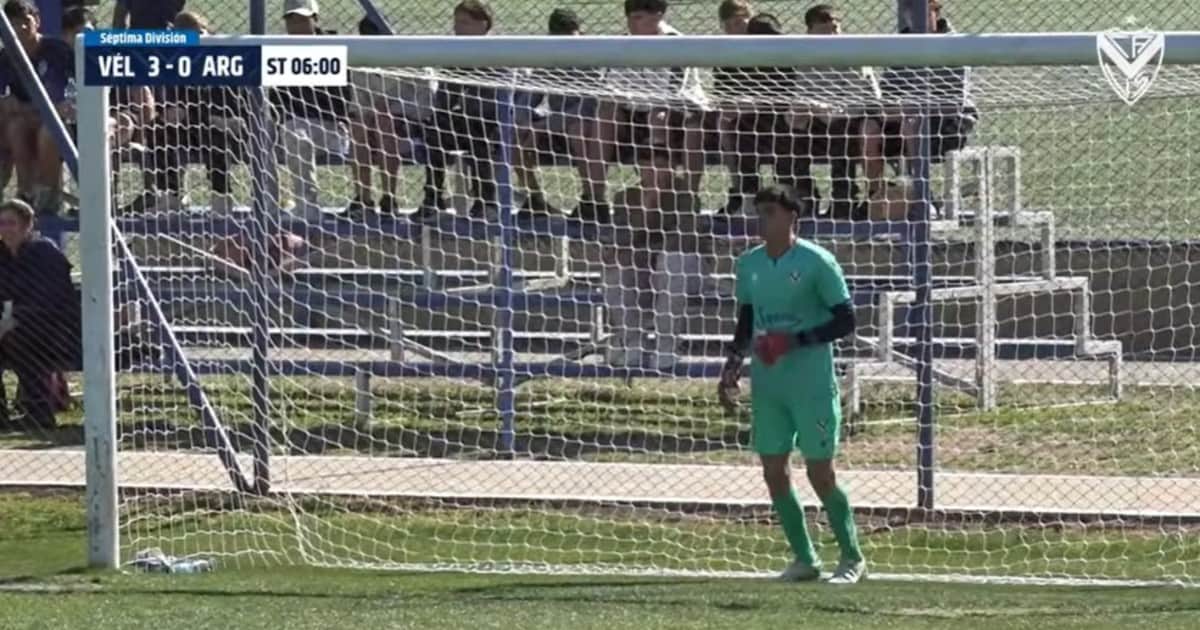 Video: el gol de arco a arco que hizo un pibe de Vélez en la Séptima