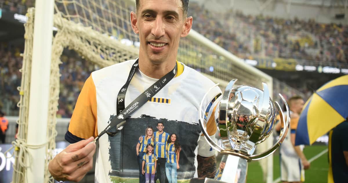 Rompió otra pared: Di María salió campeón con Central y levantó la copa con la gente