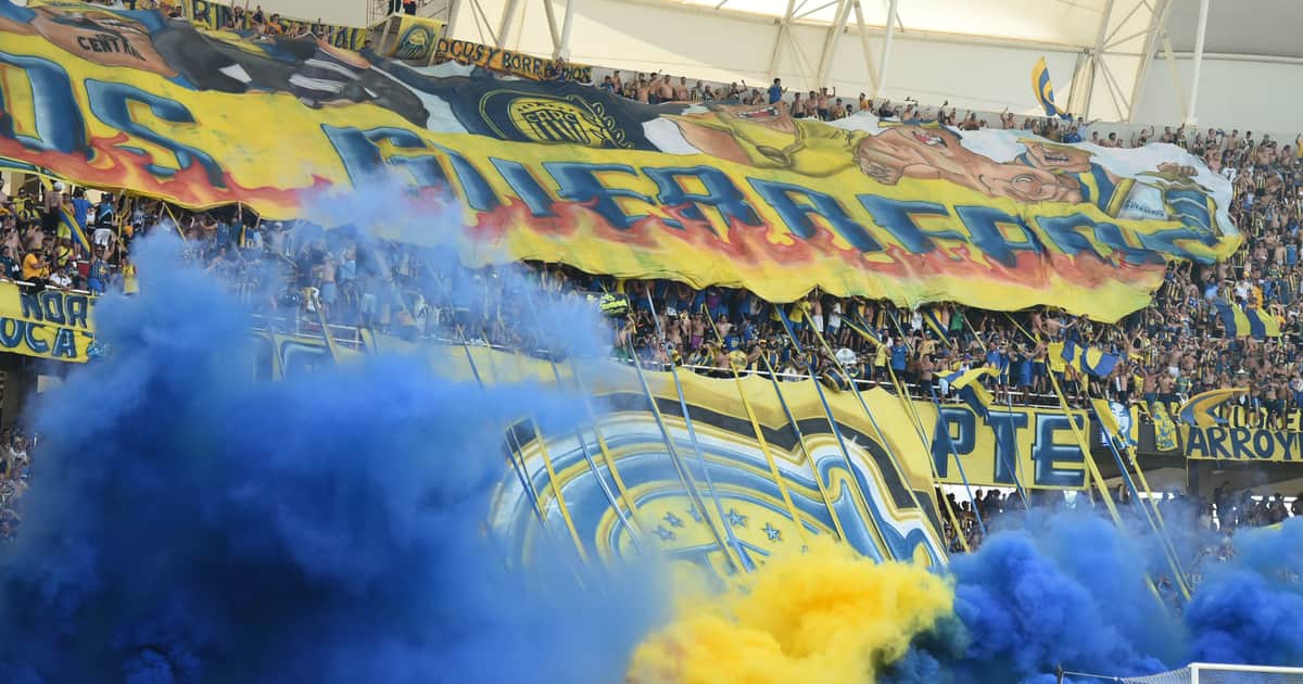 Rosario Central campeón: de la locura total en el Monumento a la Bandera a "el que no salta es un inglés"