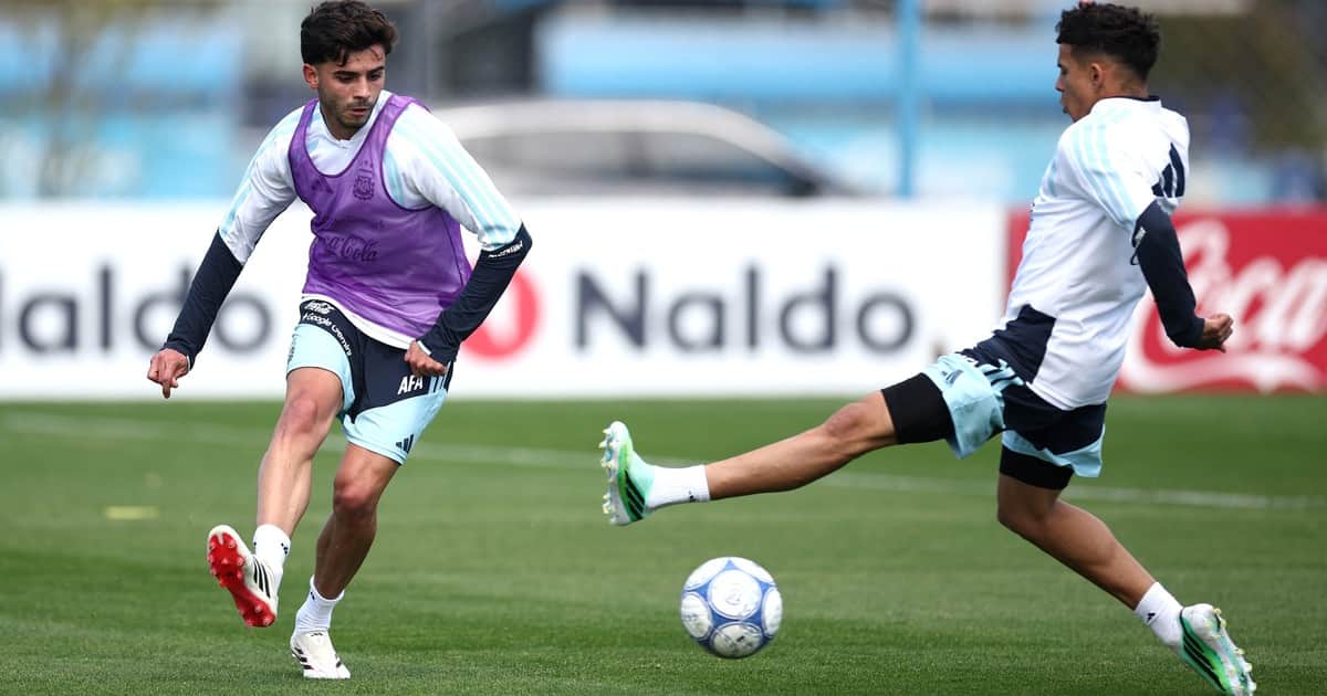El presente de Santiago Simón, el ex River que sorprendió en la lista de Scaloni