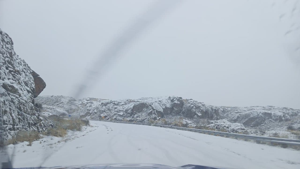Nevó en las sierras de Córdoba y reforzaron los operativos de seguridad
