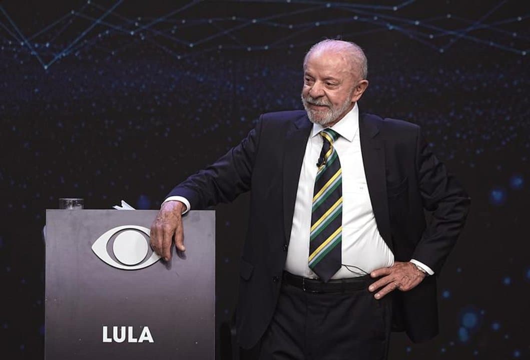 Lula recibió el respaldo de figuras del cine internacional frente a Flávio Bolsonaro