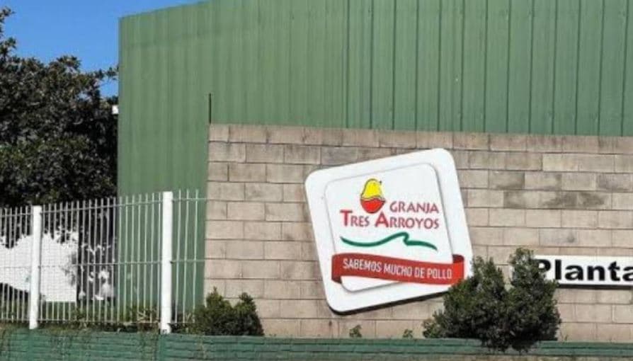 Wade SA, del Grupo Granja Tres Arroyos, entró en convocatoria de acreedores y se profundiza la crisis de la emblemática industria avícola