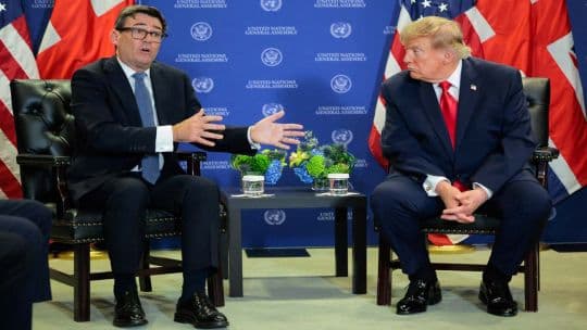 Donald Trump recibió a solas al primer ministro británico Andy Burnham y hablaron de las Malvinas: qué se sabe del encuentro