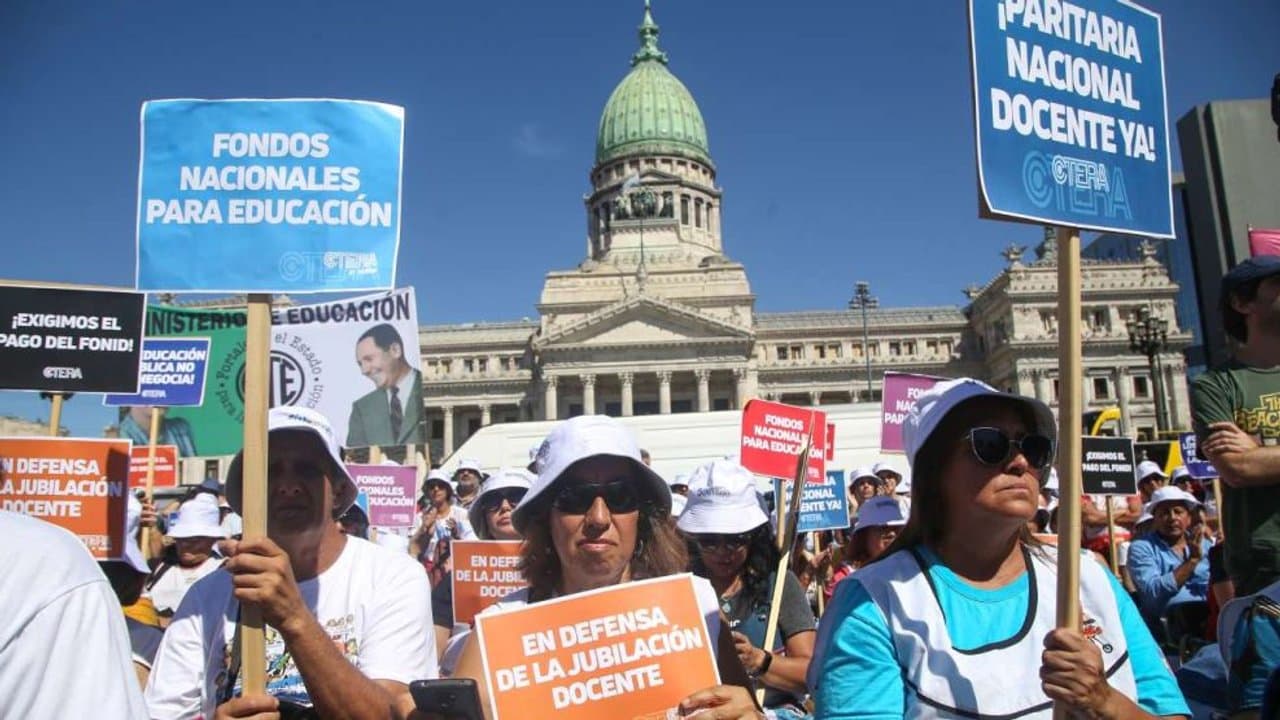 Este jueves no habrá clases: convocan a un paro nacional por el femicidio de Nancy Godoy
