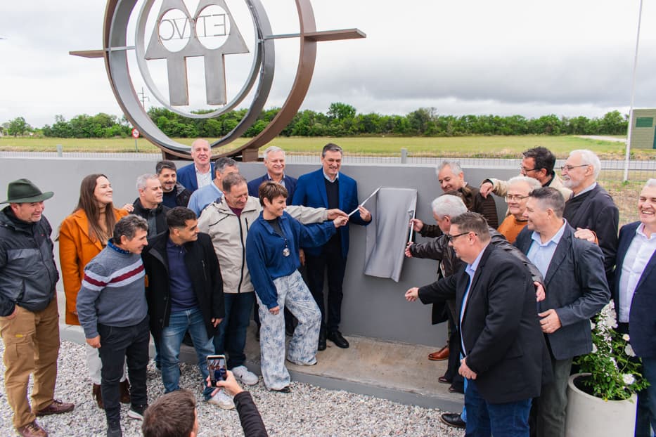 La Provincia otorgó aportes económicos a cooperativas y mutuales en los 26 departamentos cordobeses