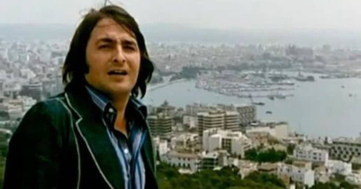 Nino Bravo, el beso y la flor, por Buenos Aires