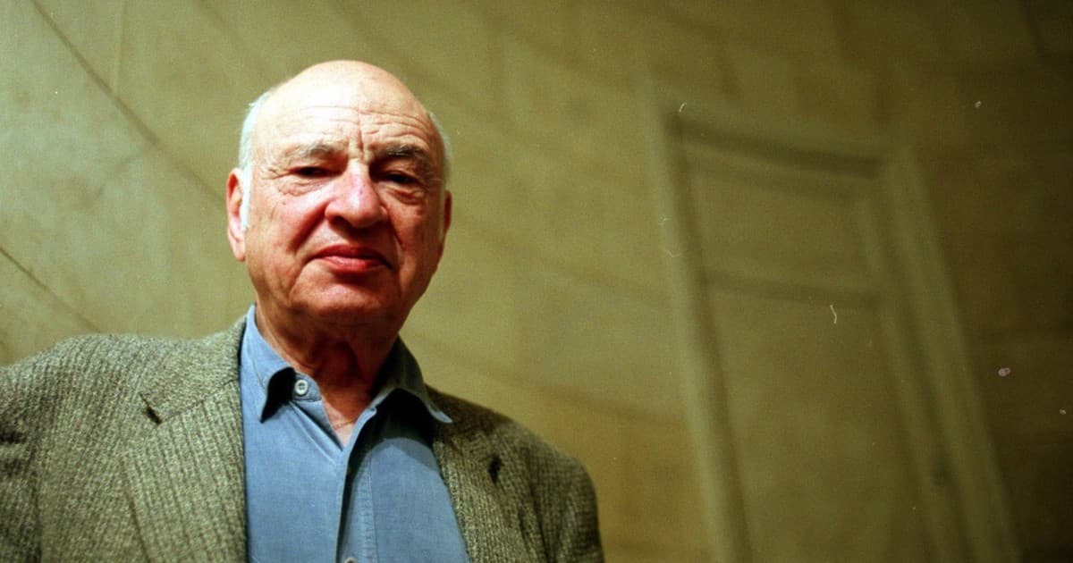 Edgar Morin, filósofo y sociólogo de 104 años: “La IA puede dar miedo, pero temo, sobre todo, a la inteligencia humana superficial”