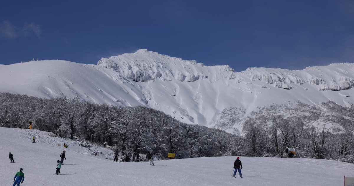 La temporada de nieve todavía no terminó: dónde esquiar en septiembre y qué centros siguen abiertos hasta octubre