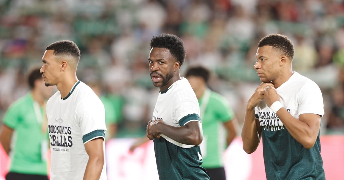 Polémica en España: Mbappé y Vinícius Jr. se negaron a mostrar sus camisetas por Ceuta y ahora piden silbarlos en todas las canchas