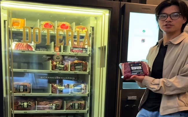 Asado las 24 horas. En Córdoba instalaron una maquina expendedora de cortes de carne que funciona todo el día