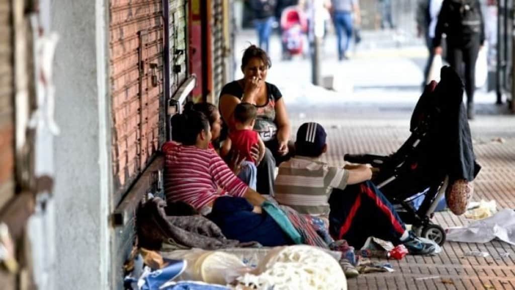 La pobreza creció en el primer semetre del año y se ubicó en 32,3%