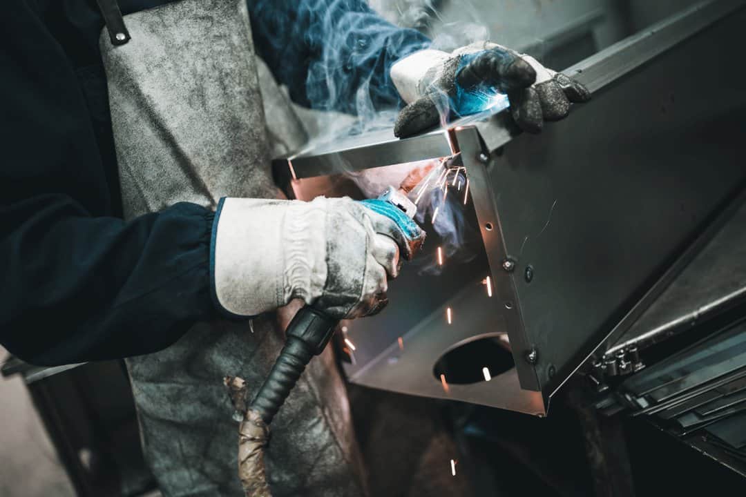 Una metalúrgica les ofrece “las sobras de bronce” a empleados para pagar deudas