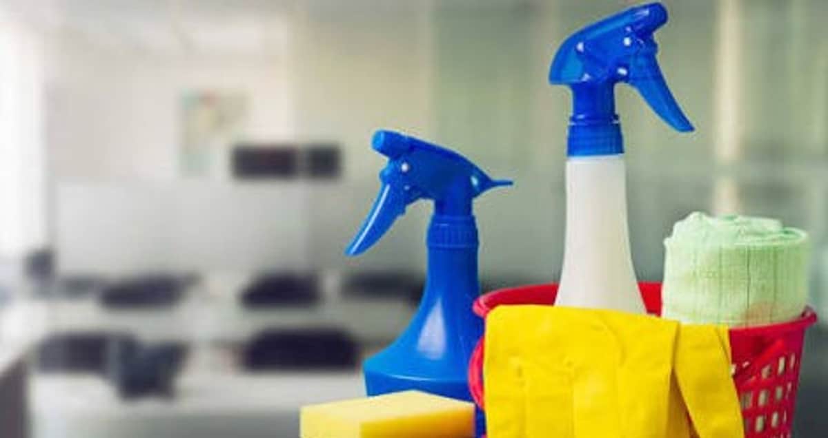 ANMAT prohibió la venta de productos de limpieza de dos marcas y de insumos médicos