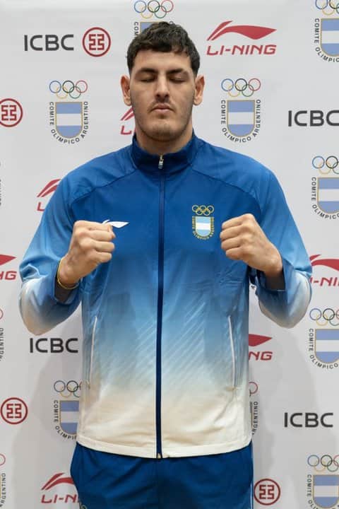 “Me costó un huevo”: la historia del boxeador que dejó el trabajo para entrenar y ganó el bronce