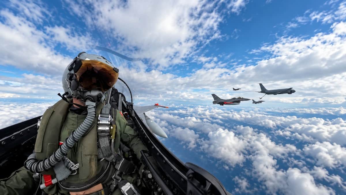 Llegan otros seis F-16 a la Argentina: qué día aterrizan, dónde se podrán ver y cómo será el operativo