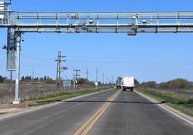 Escala el conflicto por una tasa al transporte pesado en Ramallo: Las empresas denuncian un “peaje encubierto” y piden la intervención de Nación