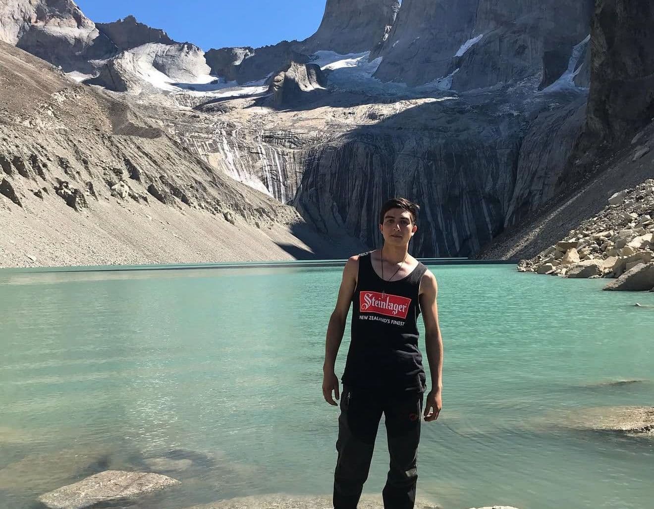 AgroExportados: Lucas Vallejo, el pibe de Florencio Varela que se crió sin haber visto nunca una oveja, aprendió a esquilar y conoció el mundo gracias al oficio
