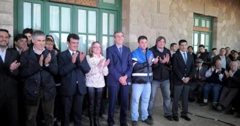 El «tren fantasma» que dejó el gobierno de Cristina en Santa Cruz: costó más de US$ 70 millones y anduvo un solo día