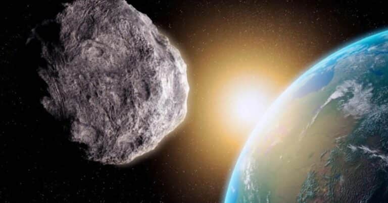 Alertan que el meteorito 2024 YR4 podría impactar contra la Luna