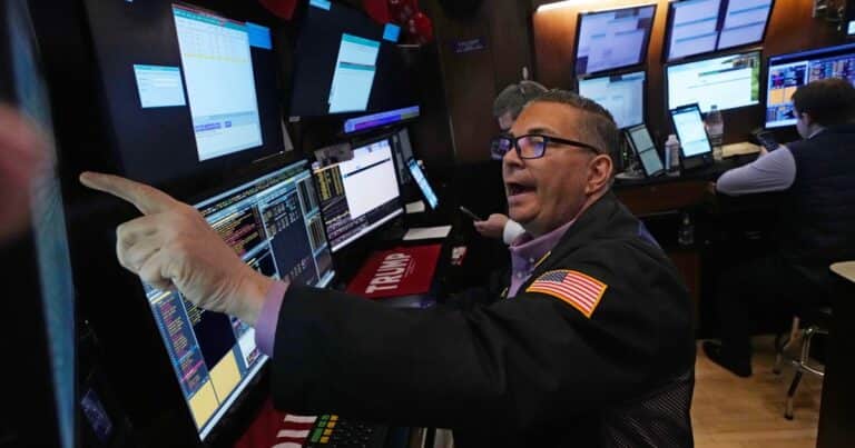 Se desploman casi 8% las empresas argentinas y se hunden los bonos en Nueva York