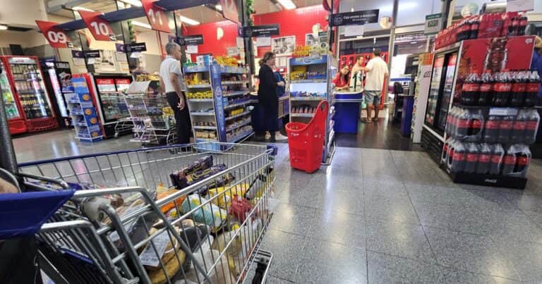 El Gobierno da de baja el «aporte por capacitación» que los comercios pagaban por cada empleado: cuánto se ahorrarán
