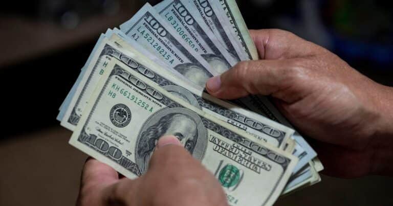Dólar tarjeta hoy: a cuánto cotiza este sábado 19 de abril