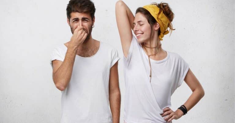 Los riesgos de usar la misma ropa interior dos días seguidos