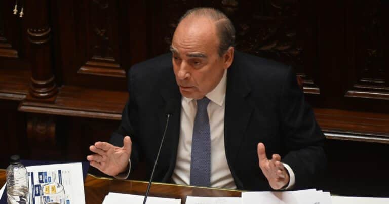 El Gobierno endurece su postura frente al reclamo de los gobernadores: «No vamos a hipotecar el orden fiscal por presiones políticas»