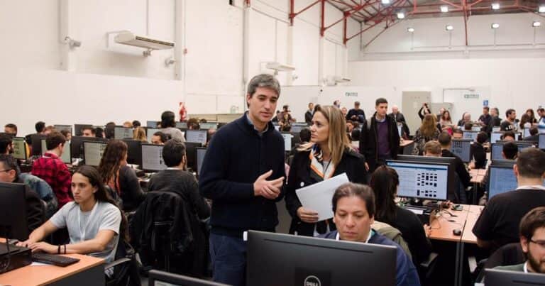 Elecciones 2025: el Gobierno avanza con la licitación para implementar la boleta única de papel