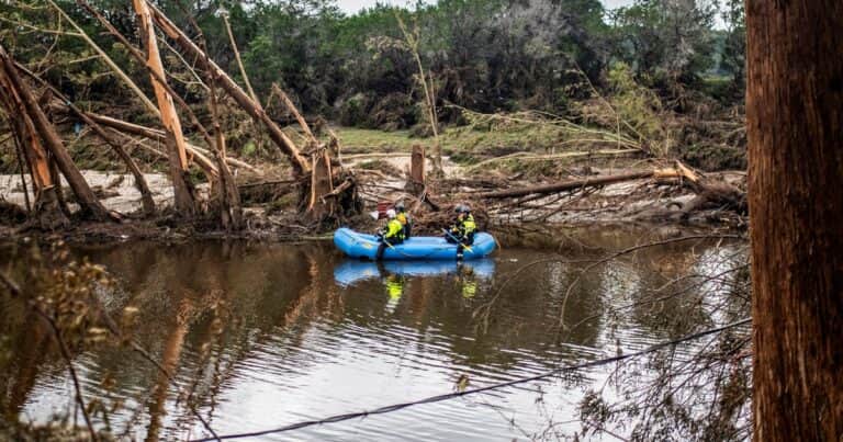Polémica en Texas: un médico dijo que los ahogados en las inundaciones “votaron por eso”
