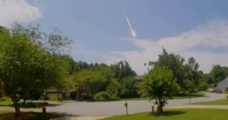 Un meteorito más antiguo que la Tierra se estrelló contra una casa