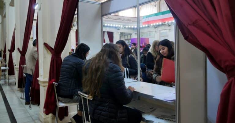 El trabajo en negro alcanza su nivel más alto en 17 años y afecta a 4 de cada 10 trabajadores