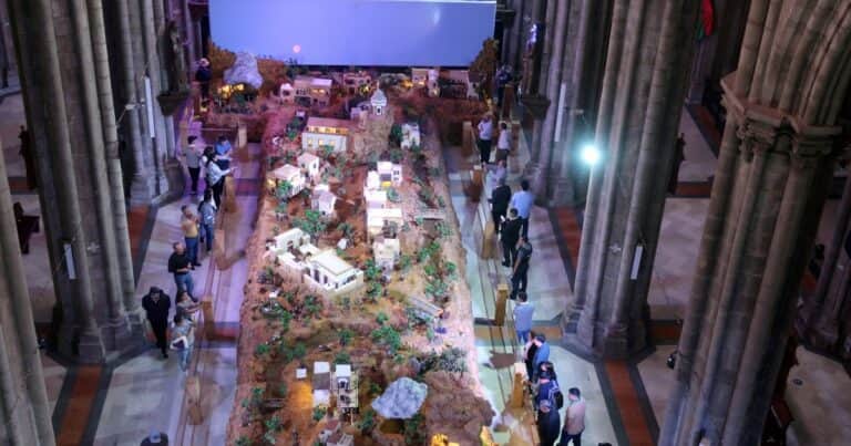 Causa asombro el pesebre «más grande de Sudamérica»: tiene 650 personajes en movimiento