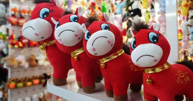 “El caballo llorón”, el juguete fallado que genera un inesperado furor de ventas en China