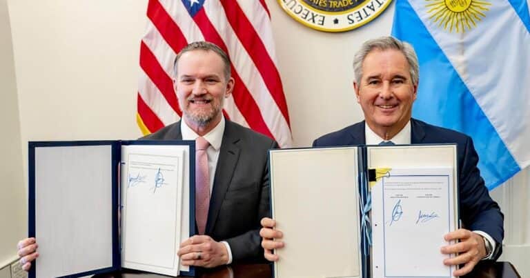 Dios, el diablo y los detalles en el acuerdo con Estados Unidos