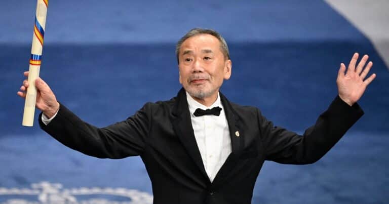 Haruki Murakami sobre la importancia de comunicarse sin filtros: “Siempre es mejor que la gente hable cara a cara, con el corazón en la mano, para que no haya malentendidos”