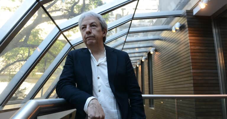David Toscana: «Los clásicos nos cuentan siempre el presente»