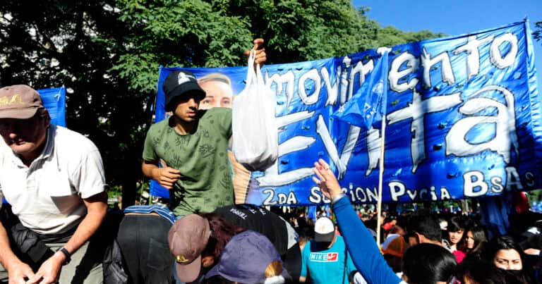 «Una trinchera de división»: ahora el Movimiento Evita salió a cruzar a Máximo Kirchner por su acto en Parque Lezama