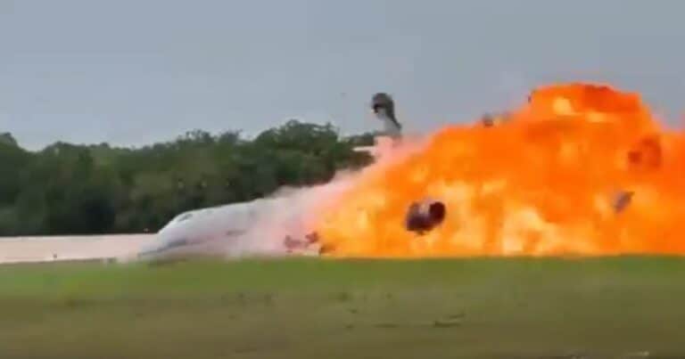 Dos muertos al estrellarse una avioneta en una pista de aterrizaje en República Dominicana